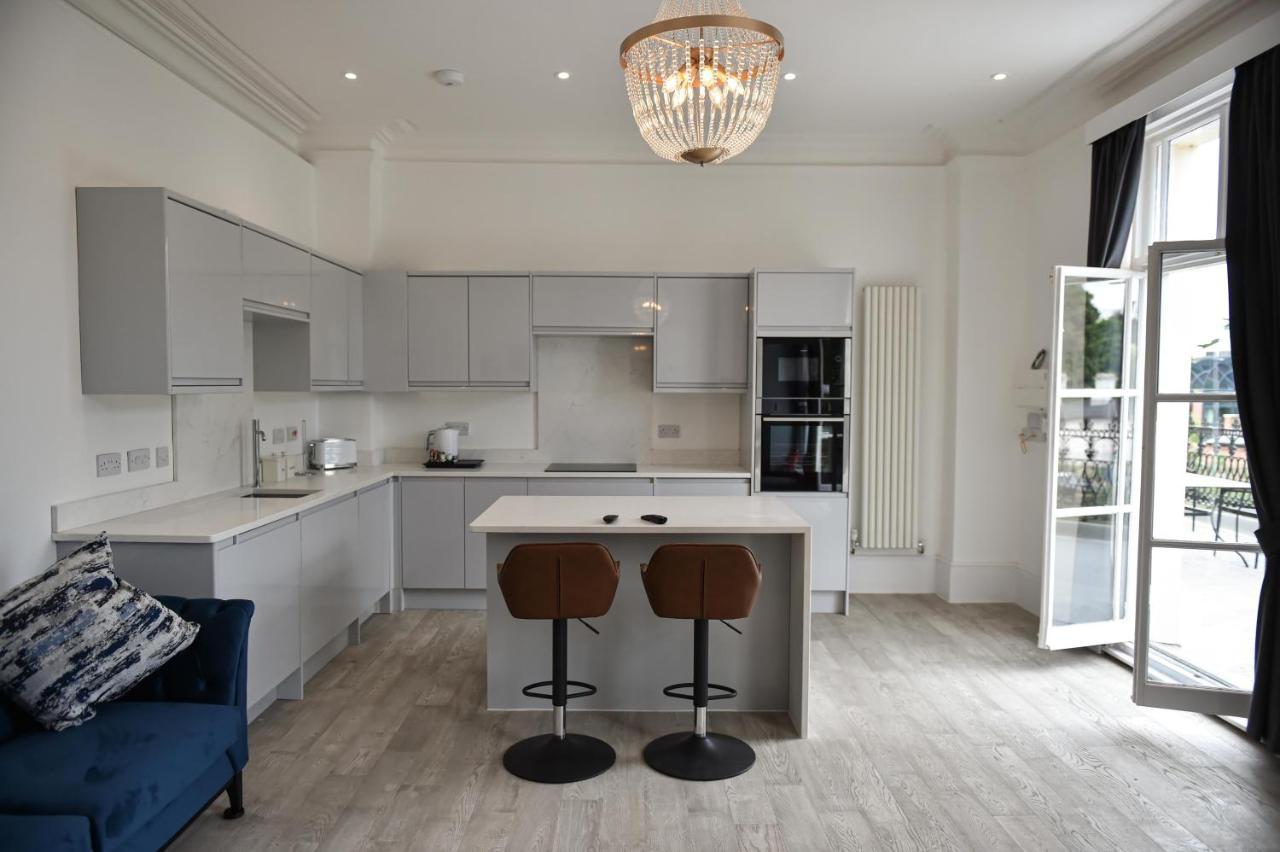 Victoria Colonnade Aparthotel 레밍톤 외부 사진